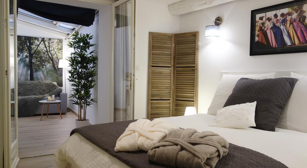 דירות Arles' Haven - Le Loft Du Centre חדר תמונה