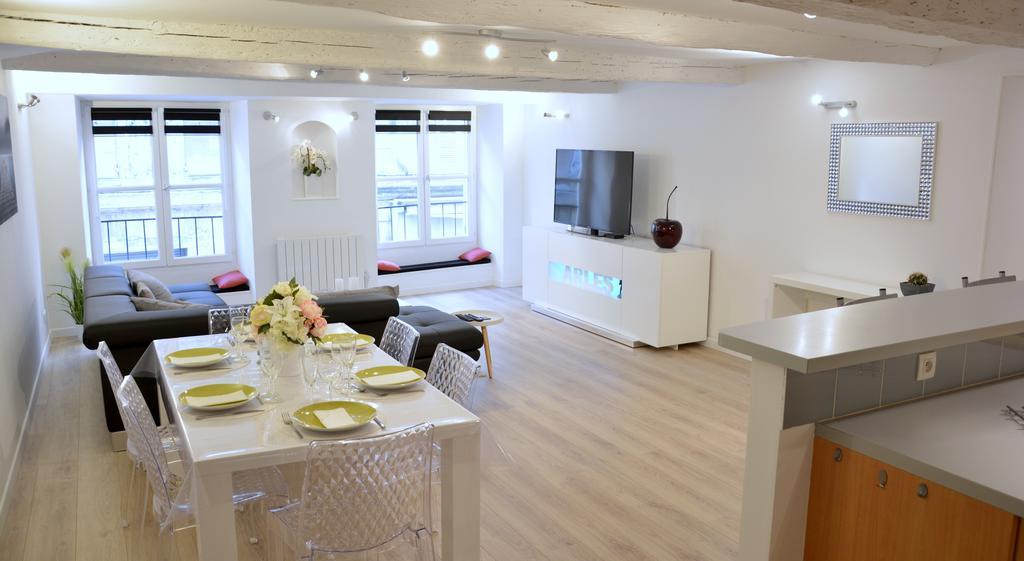 דירות Arles' Haven - Le Loft Du Centre חדר תמונה